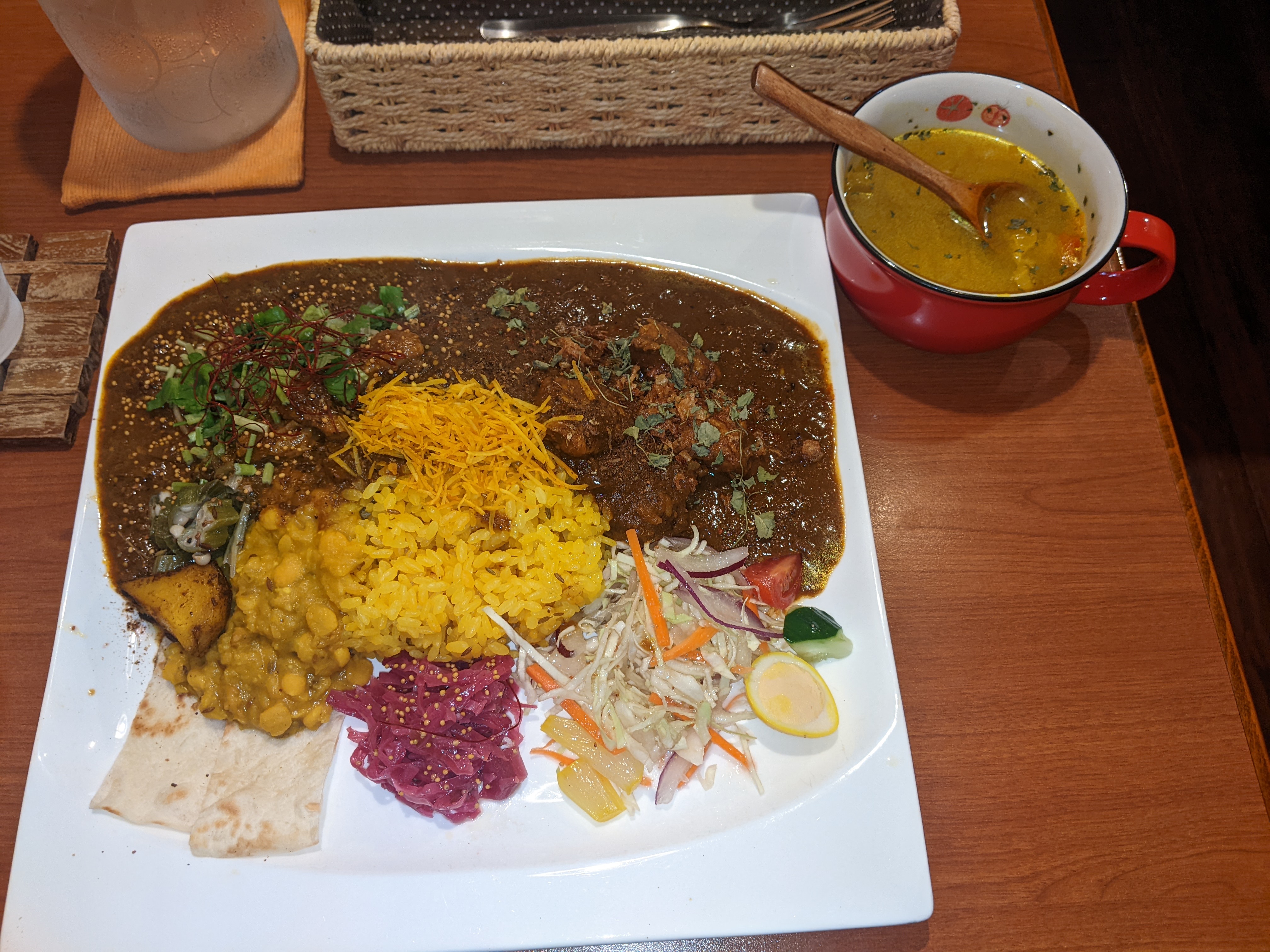 ドムジンスパイスカフェ2.jpg